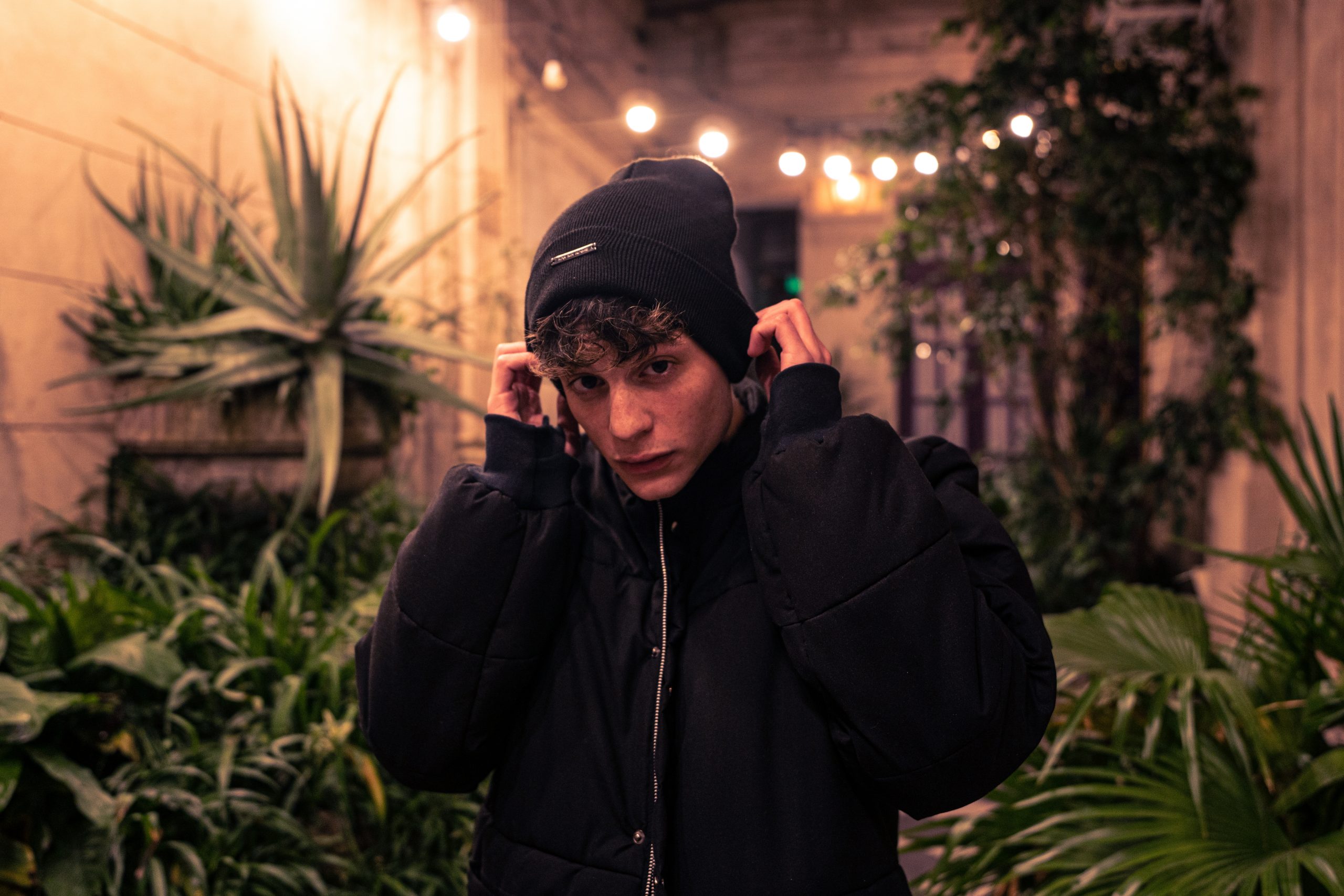 Rhino anticipa su pr&oacute;ximo disco con &ldquo;Torpe&rdquo;