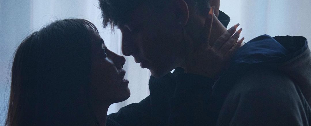 &iexcl;YA SALI&Oacute;! Rusherking y Mar&iacute;a Becerra estrenaron "Antes De Ti"