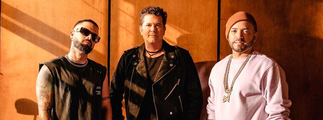 Se viene una colaboraci&oacute;n bomba &iexcl;Mike Bahia, Carlos Vives y Nacho se unen para hacer "La Mitad"!