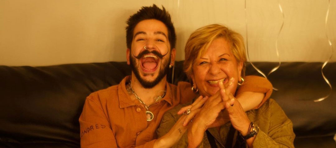 Mira el tierno mensaje de Camilo para su madre