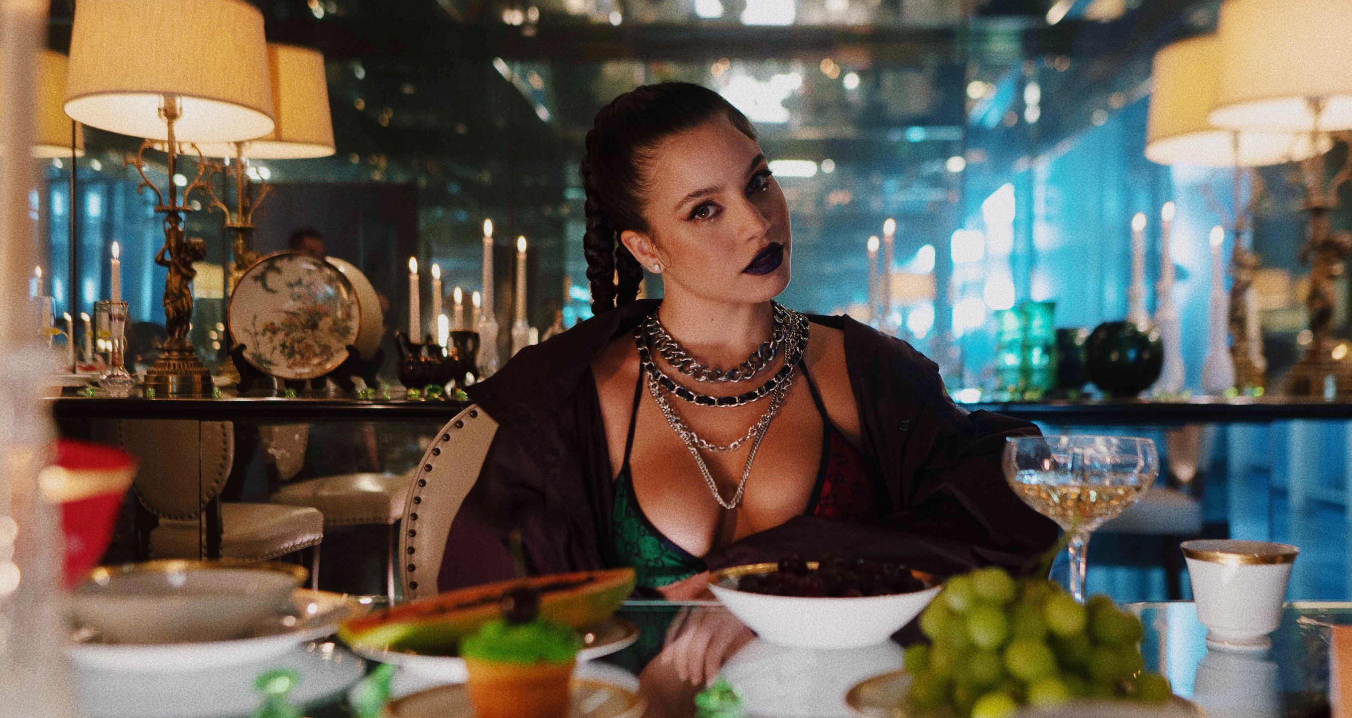 &iexcl;Est&aacute;s fueron las colaboraciones de Emilia en el 2021!