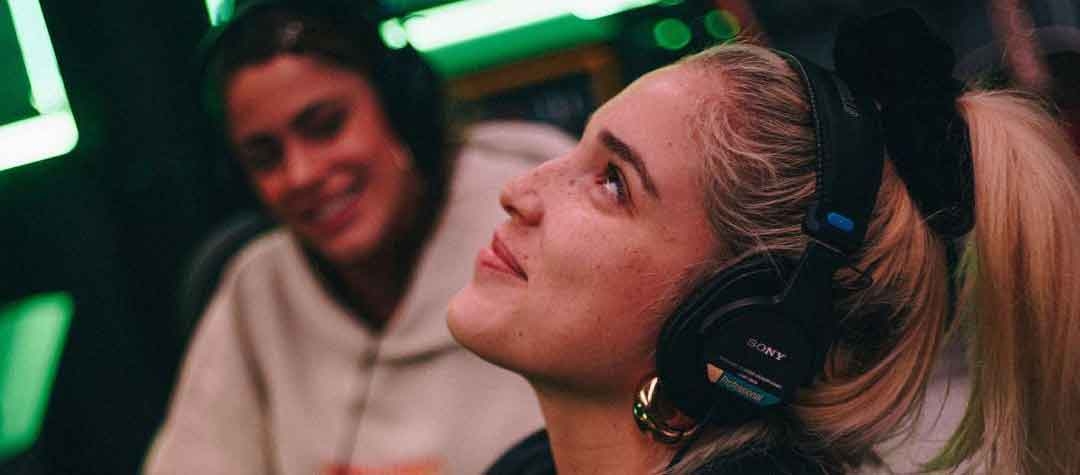 &iquest;Qu&eacute;? Elena Rose anunci&oacute; el remix de "La Ducha" &iexcl;y no vas a poder creer con quienes!