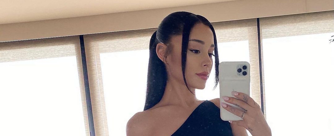 Este es el video de Ariana Grande que despert&oacute; los rumores de su cambio de look