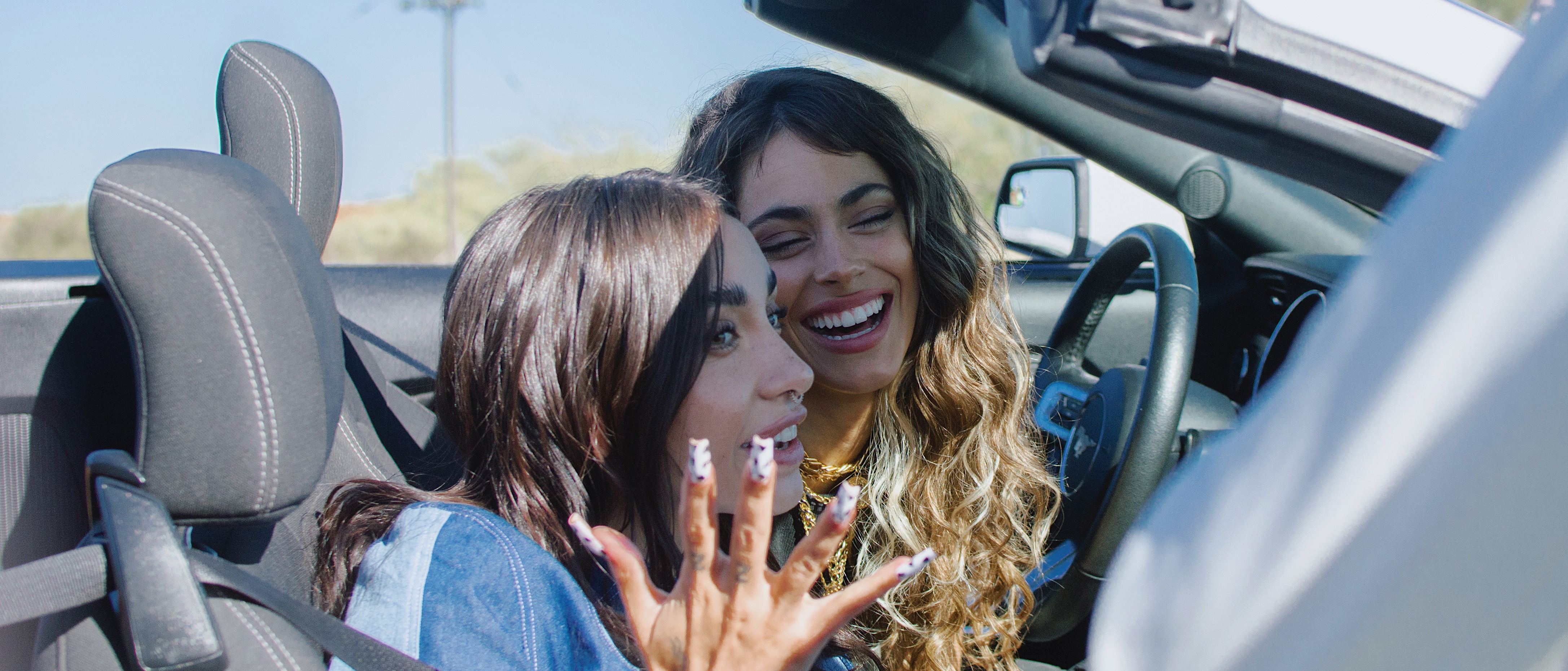 &iquest;Qu&eacute;? &iexcl;Mi&eacute;nteme cumple un a&ntilde;o!