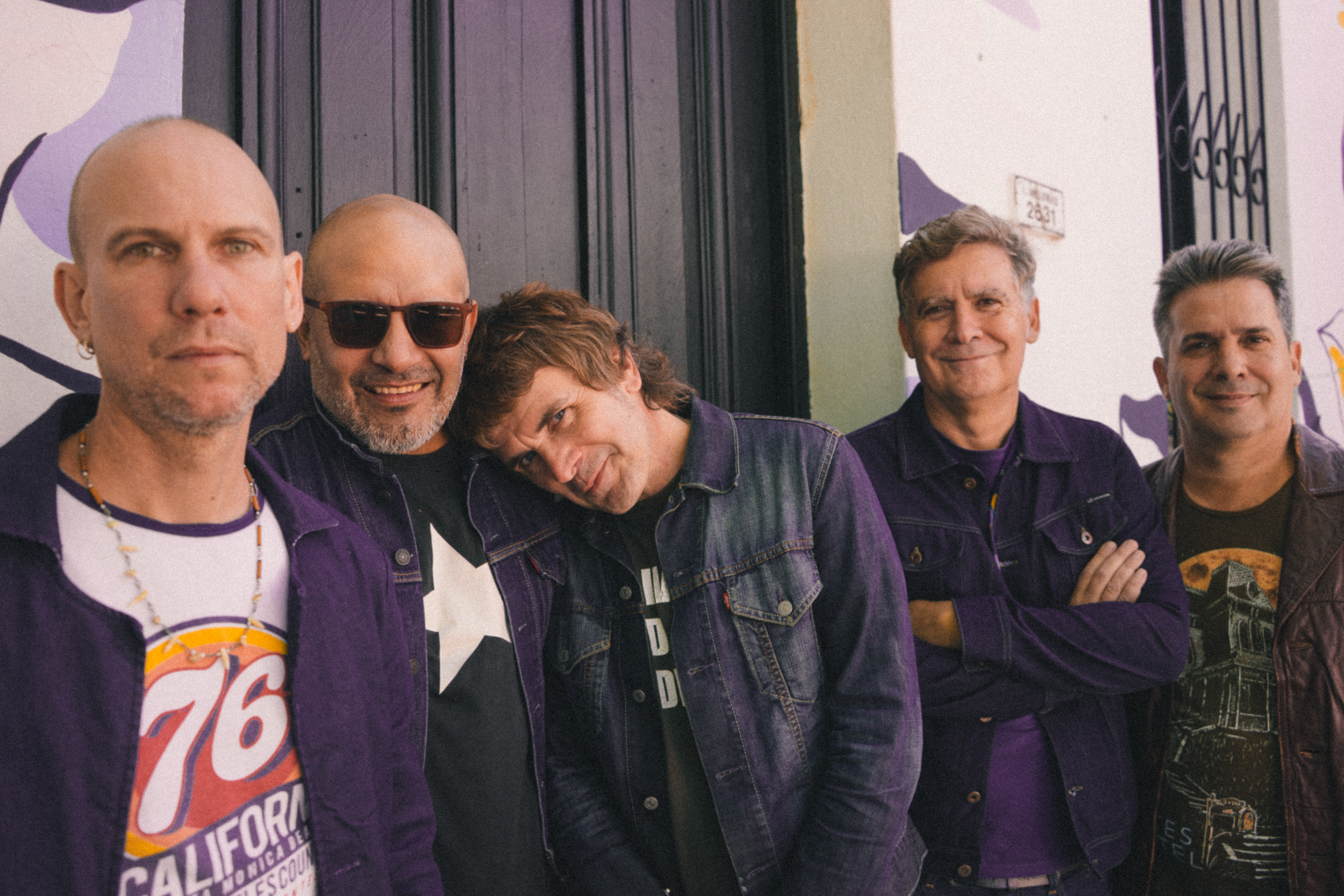 Ella Es Tan Cargosa en TMH: &ldquo;Somos un matrimonio de 5&rdquo;