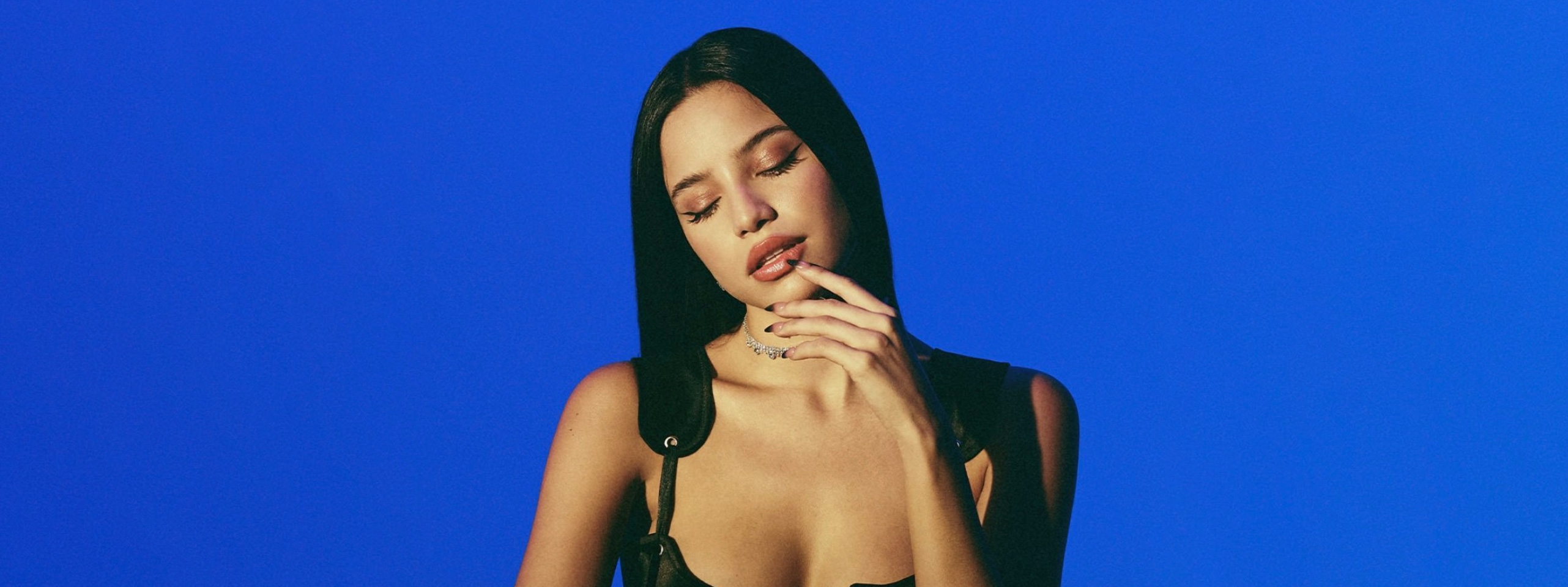 &iquest;Qu&eacute;? Emilia anunci&oacute; la fecha de salida de su primer &aacute;lbum "Tu crees en mi"