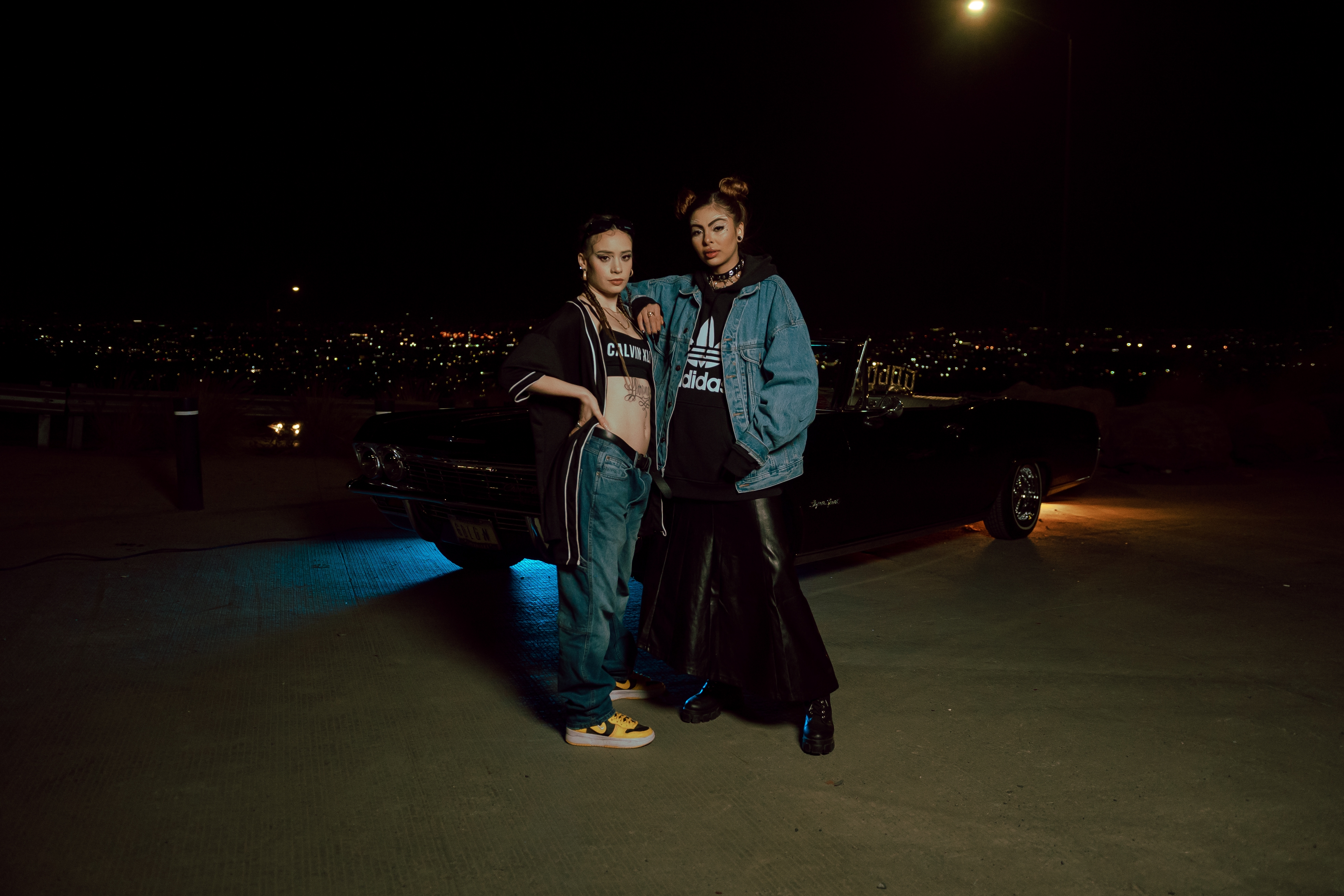 Santa Salut y Yoss Bones se unen para partir el sistema en dos con su Eyeliner de Katana