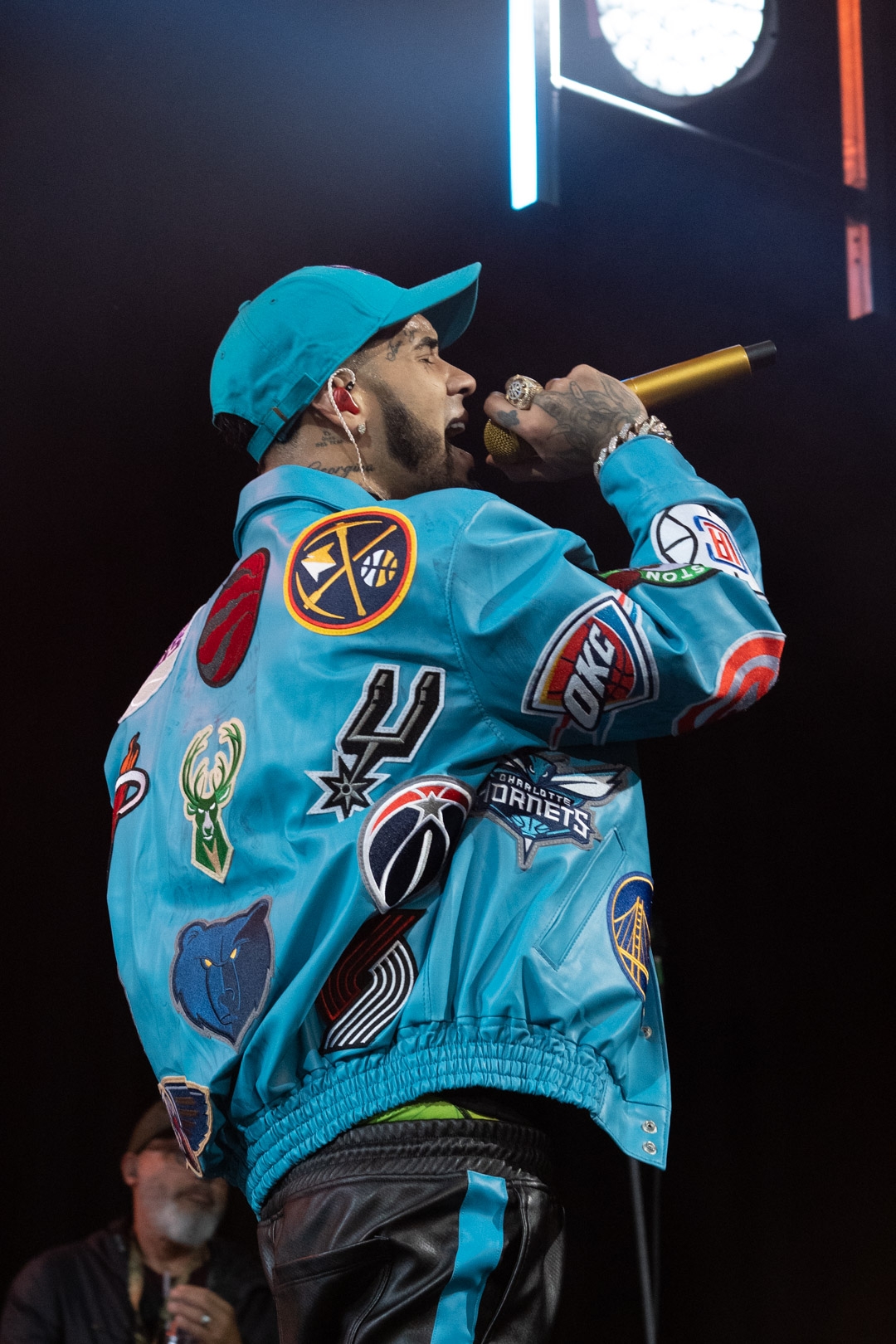 &iexcl;Mira las mejores fotos de Anuel AA en el Movistar Arena!
