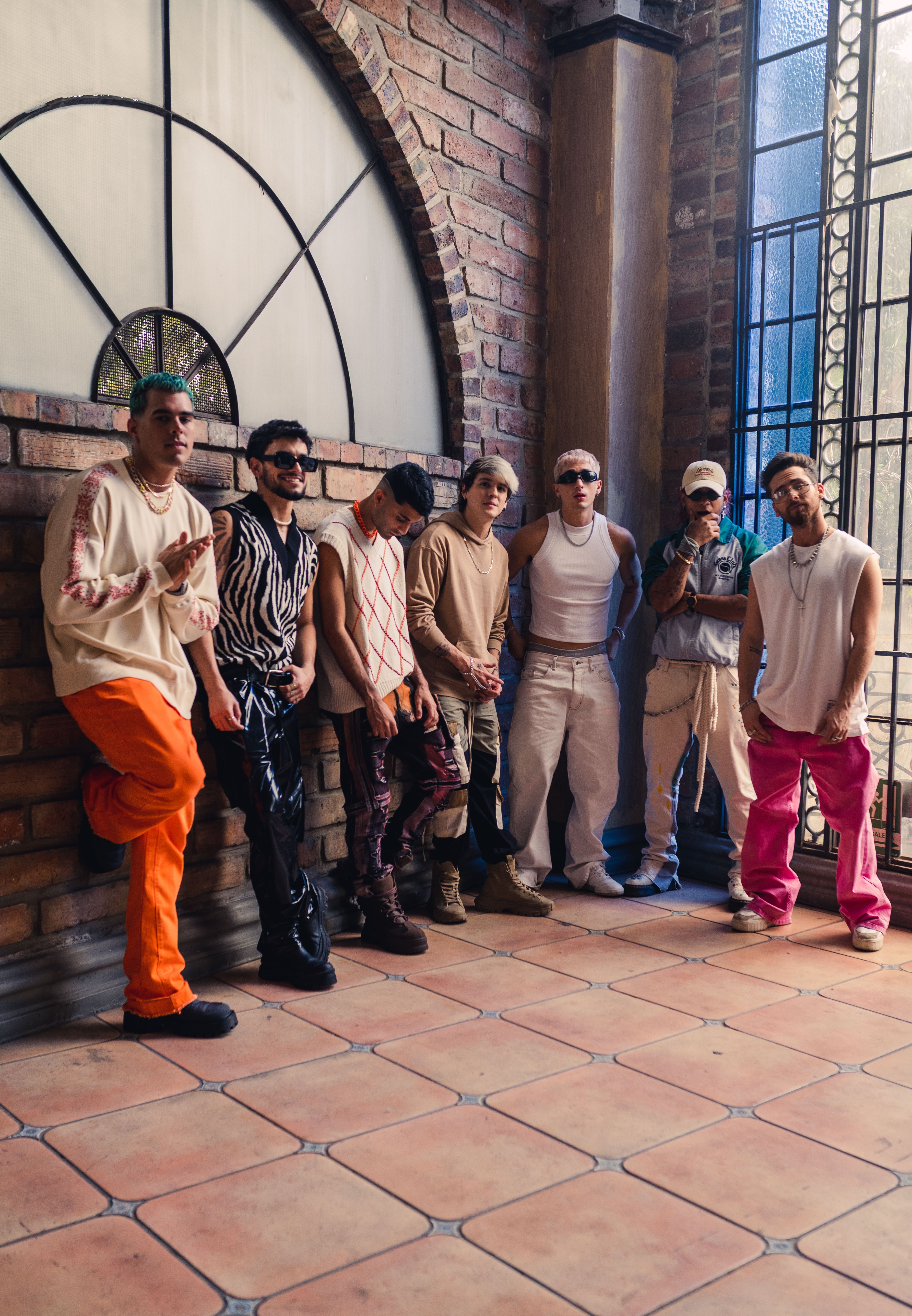 &iexcl;Es oficial! &iexcl;Se viene el remix de "Suelta, Sola y Tranquila" de Fabro & MYA feat CNCO!