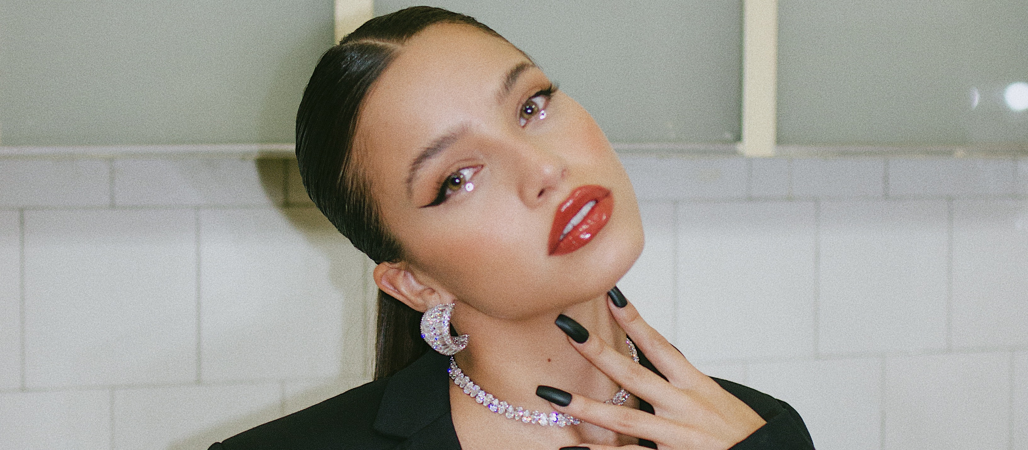 La emoci&oacute;n de Emilia en la presentaci&oacute;n de su primer disco "Tu Crees En Mi?"