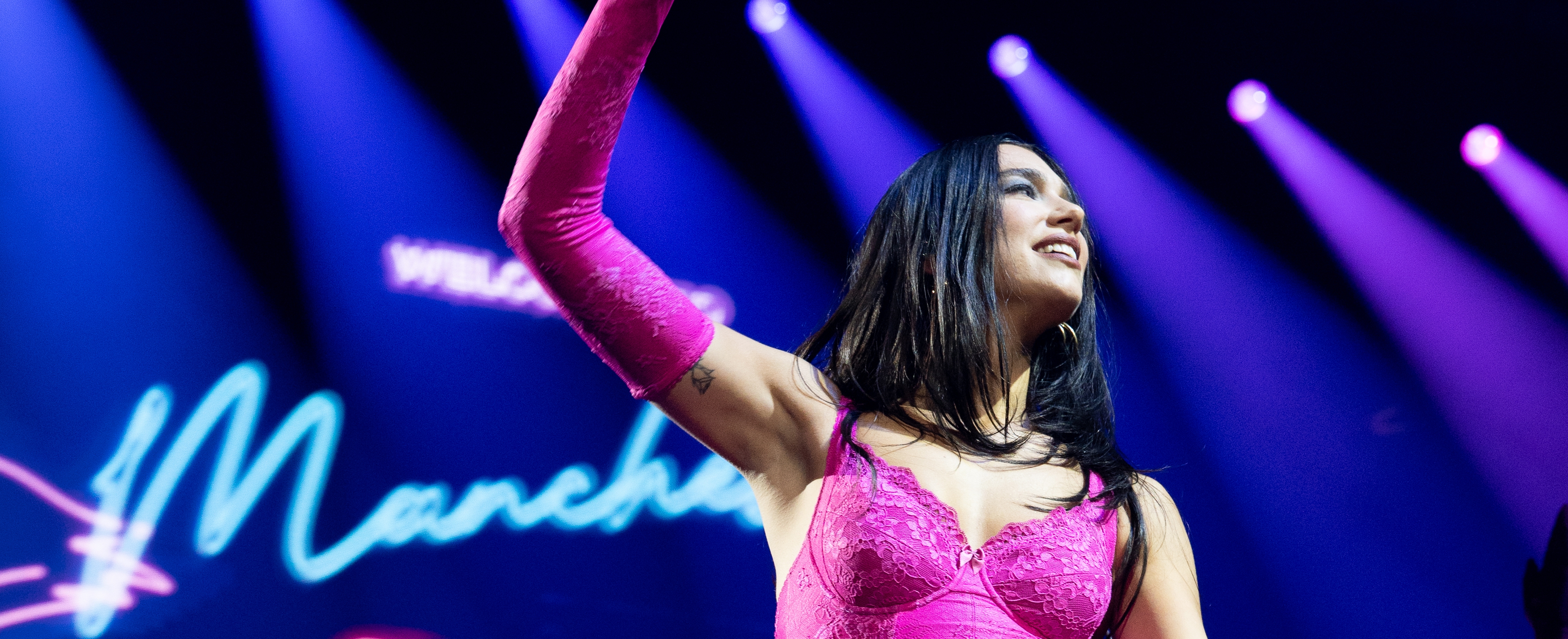 &iquest;Qu&eacute;? El show de Dua Lipa en Argentina cambia de locaci&oacute;n &iexcl;y las entradas ya est&aacute;n a la venta!