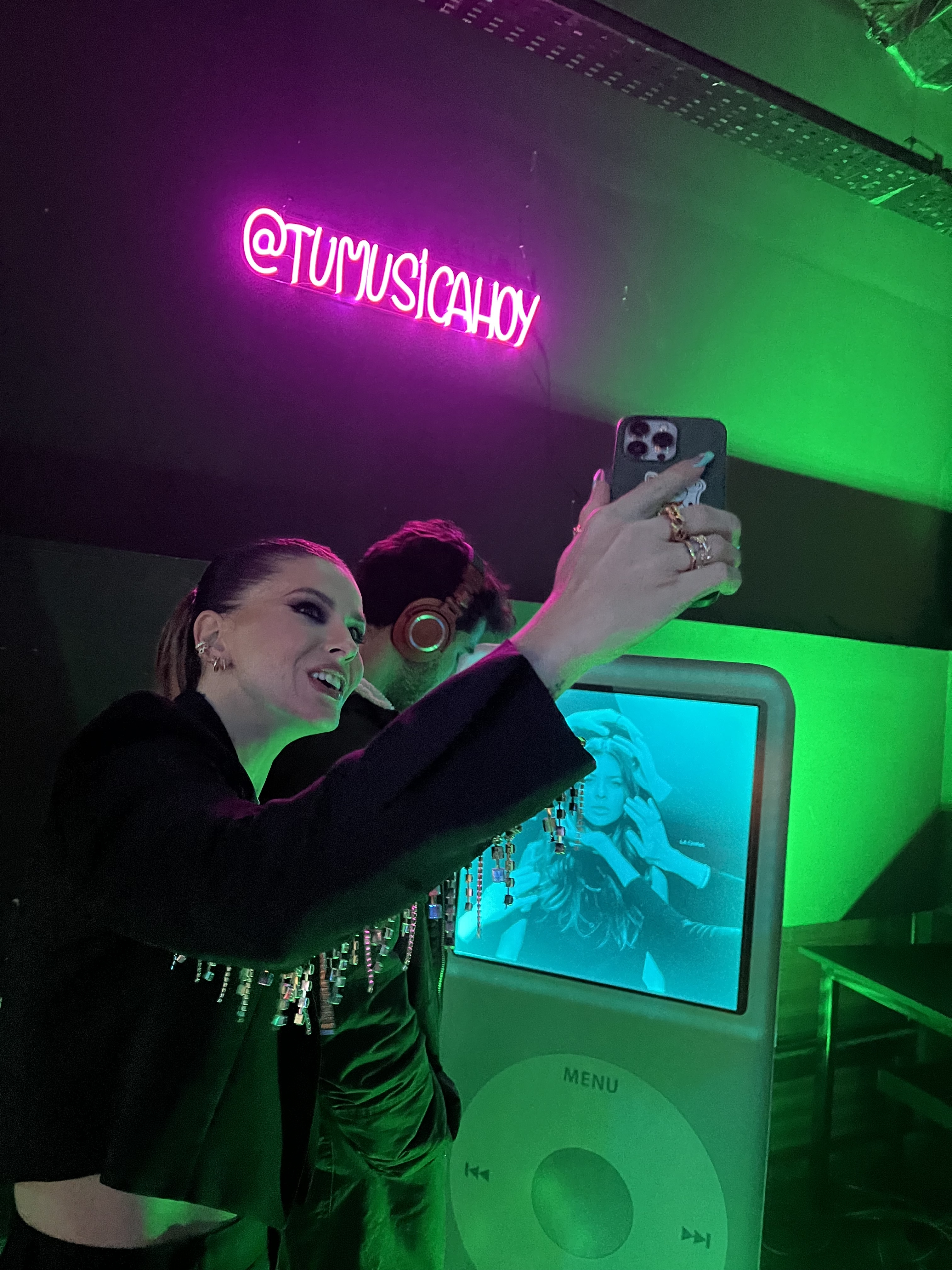 As&iacute; se vivi&oacute; el lanzamiento de "Lo Que Dicen De Mi", el primer single de La China