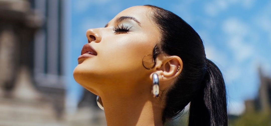 El emocionante llanto de Becky G tiene un motivo