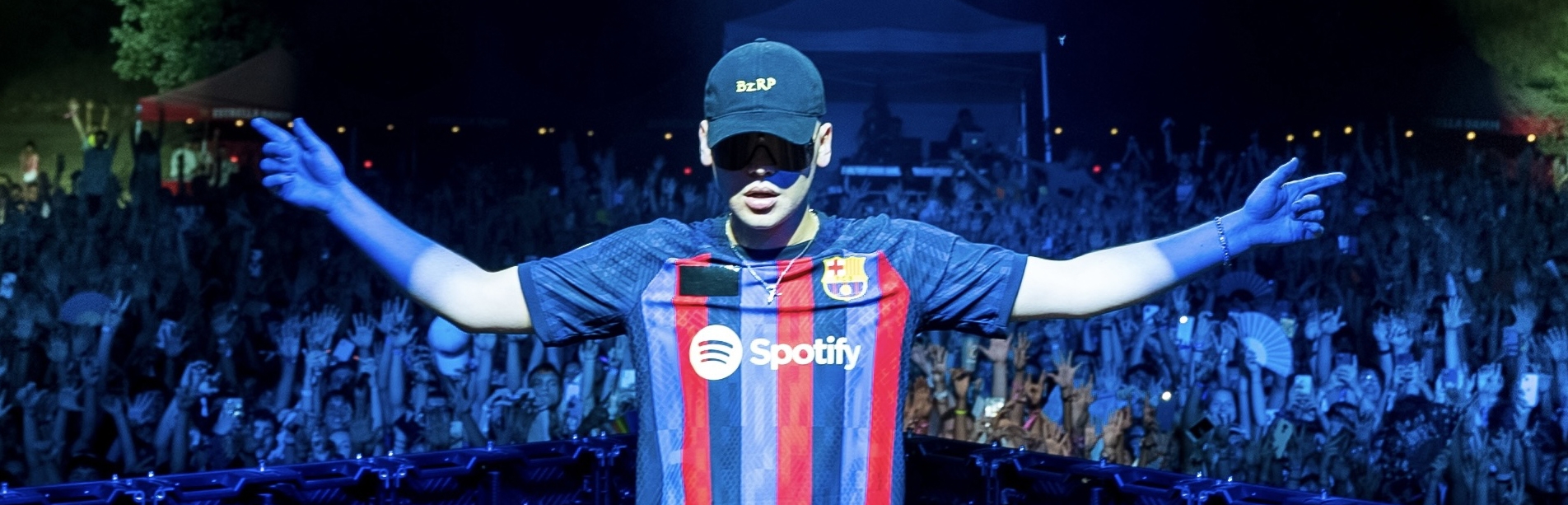 BIZARRAP LLEGA AL N1 GLOBAL DE SPOTIFY Y MARCA UN NUEVO HITO HIST&Oacute;RICO PARA LA MUSICA ARGENTINA