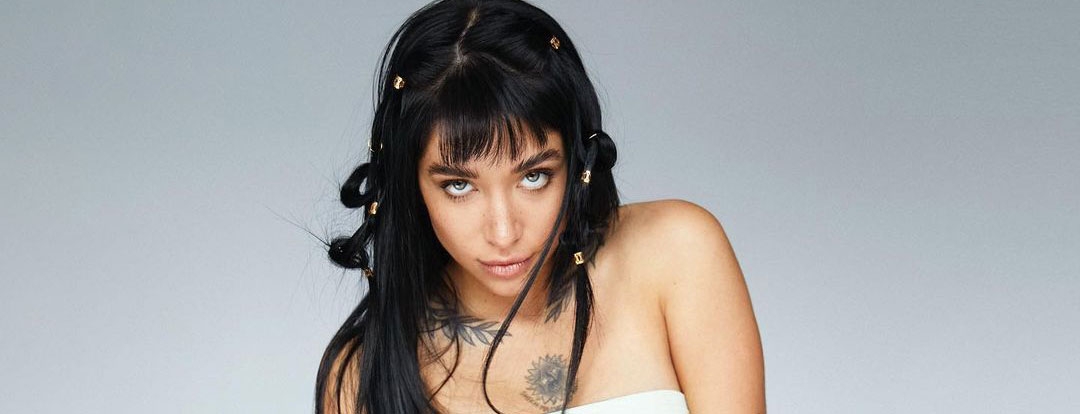 Mar&iacute;a Becerra es tapa de la revista NEO2