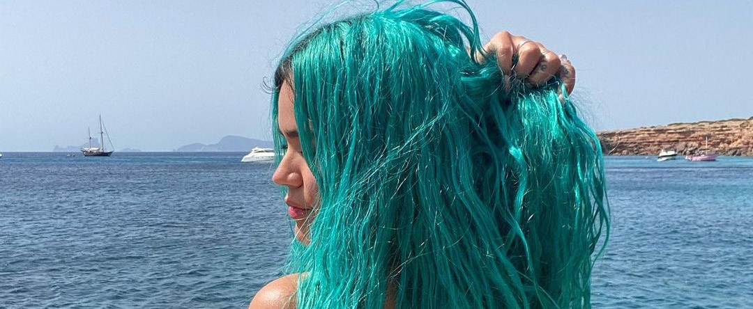 El incre&iacute;ble cambio de look de Karol G