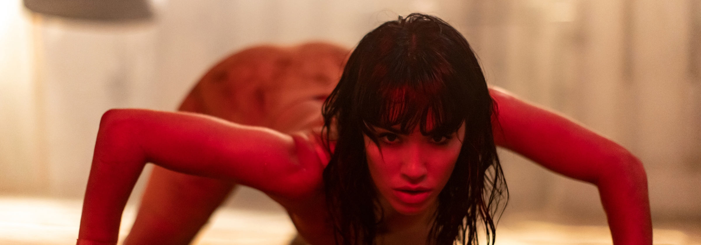 Lali present&oacute; el detr&aacute;s de escena de "2 SON 3"