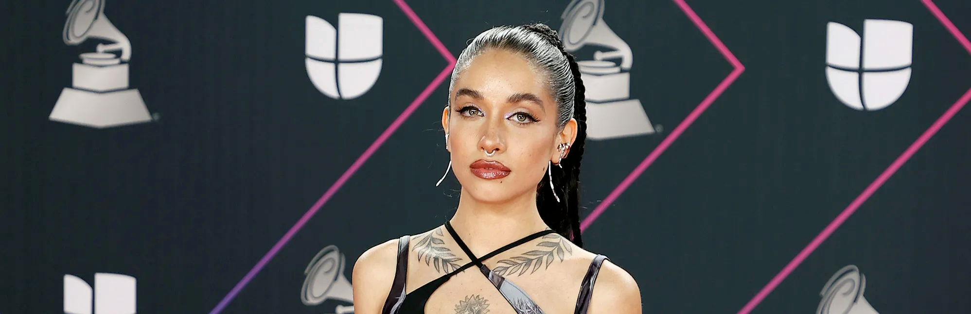 Mar&iacute;a Becerra present&oacute; nueva m&uacute;sica en la previa de los Latin GRAMMY&reg;️