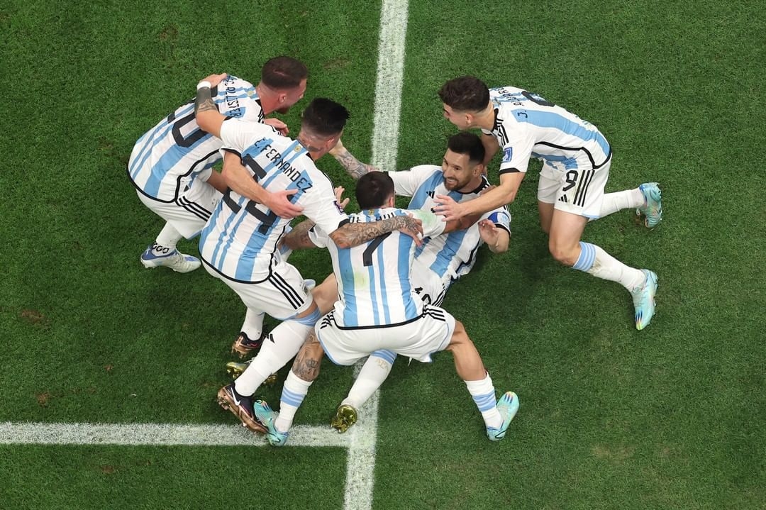 Asi festejaron los artistas que Argentina es Campe&oacute;n del mundo