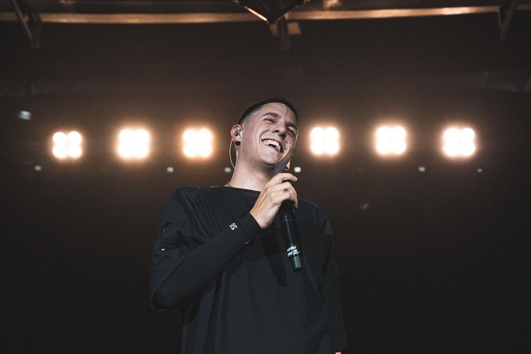 Mira las mejores fotos de Acru en Obras