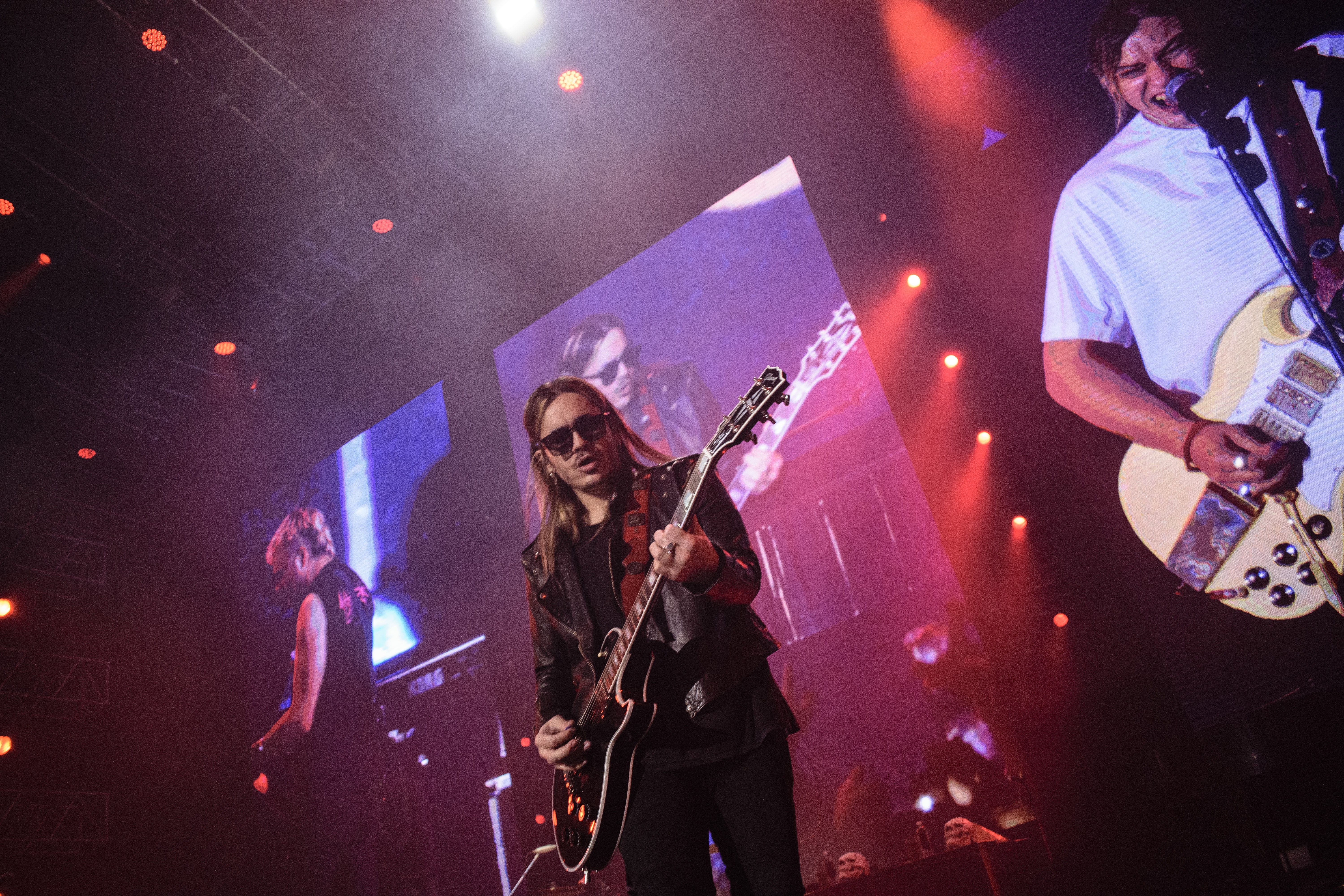 Mira las mejores fotos de Airbag en el Luna Park