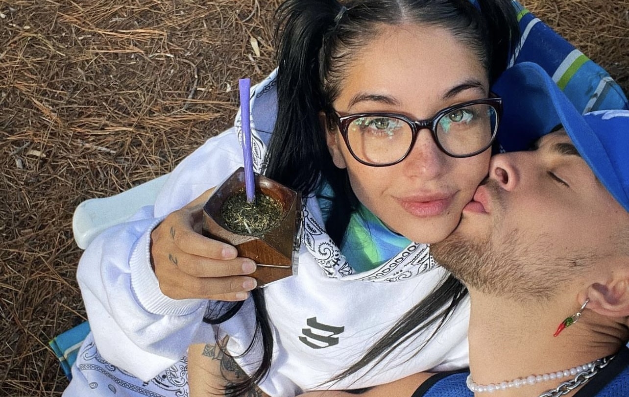 La tierna dedicatoria de Mar&iacute;a Becerra para J Rei: &ldquo;Que feliz me hace tenerte a mi lado&rdquo;