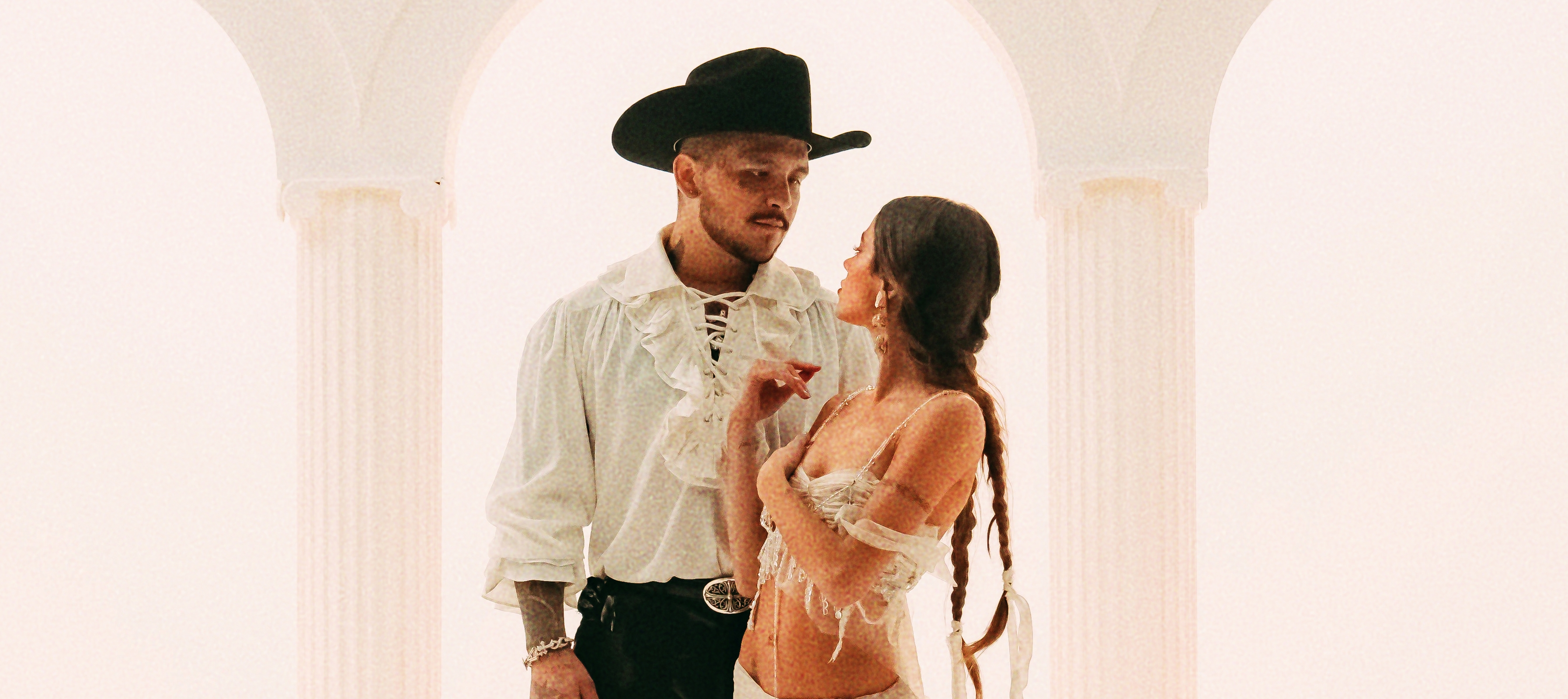 Nodal presenta &lsquo;Por El Resto de tu vida&rsquo; junto a TINI