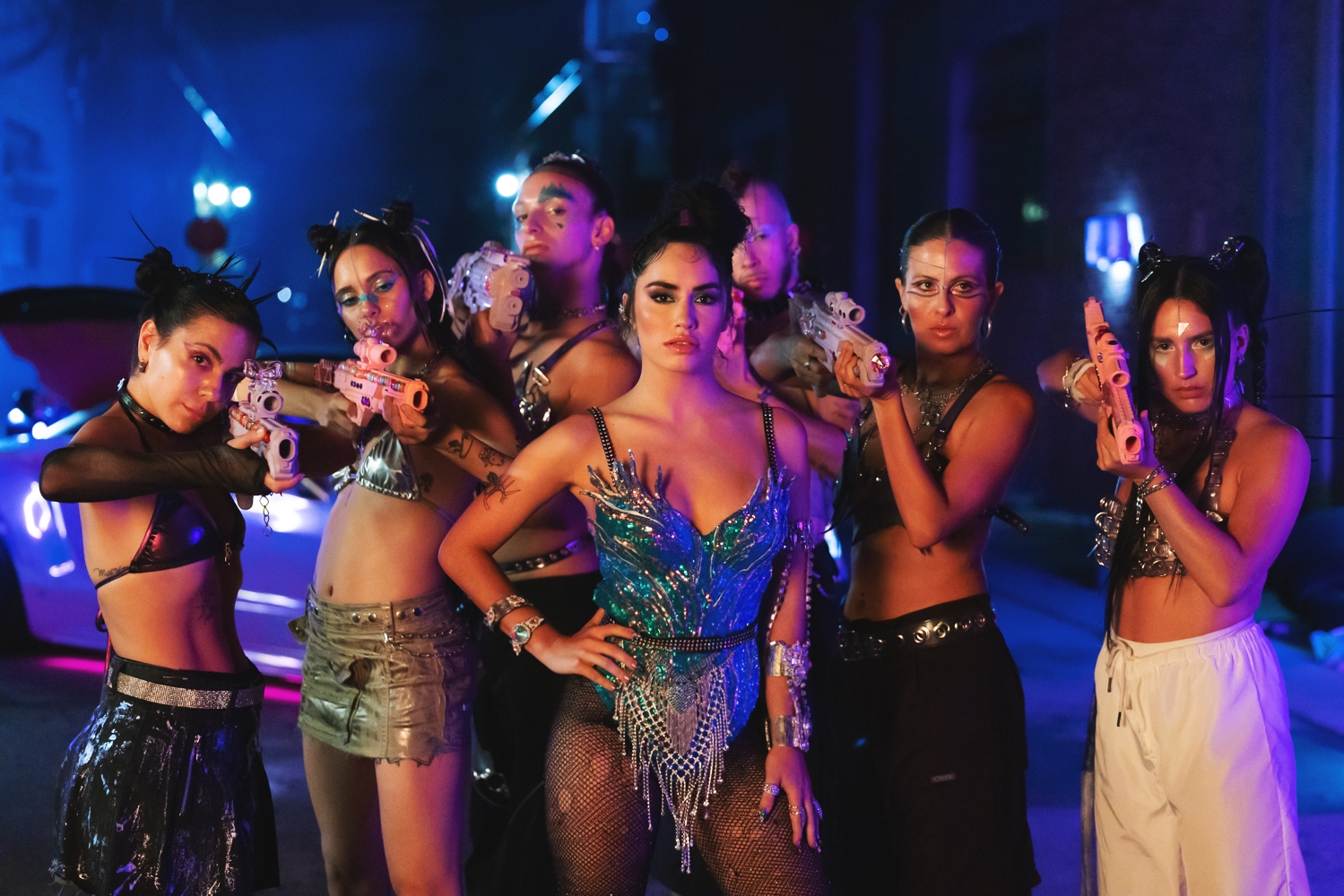 Lali revel&oacute; el trailer de su pr&oacute;ximo single "C&oacute;mprame un Brishito"