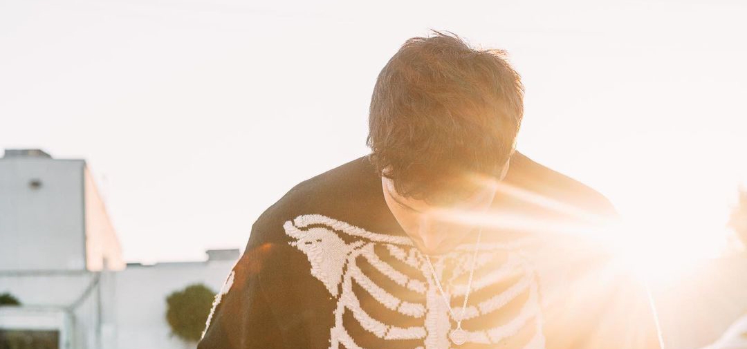 &iquest;Este es el nuevo tatuaje de Sebasti&aacute;n Yatra?