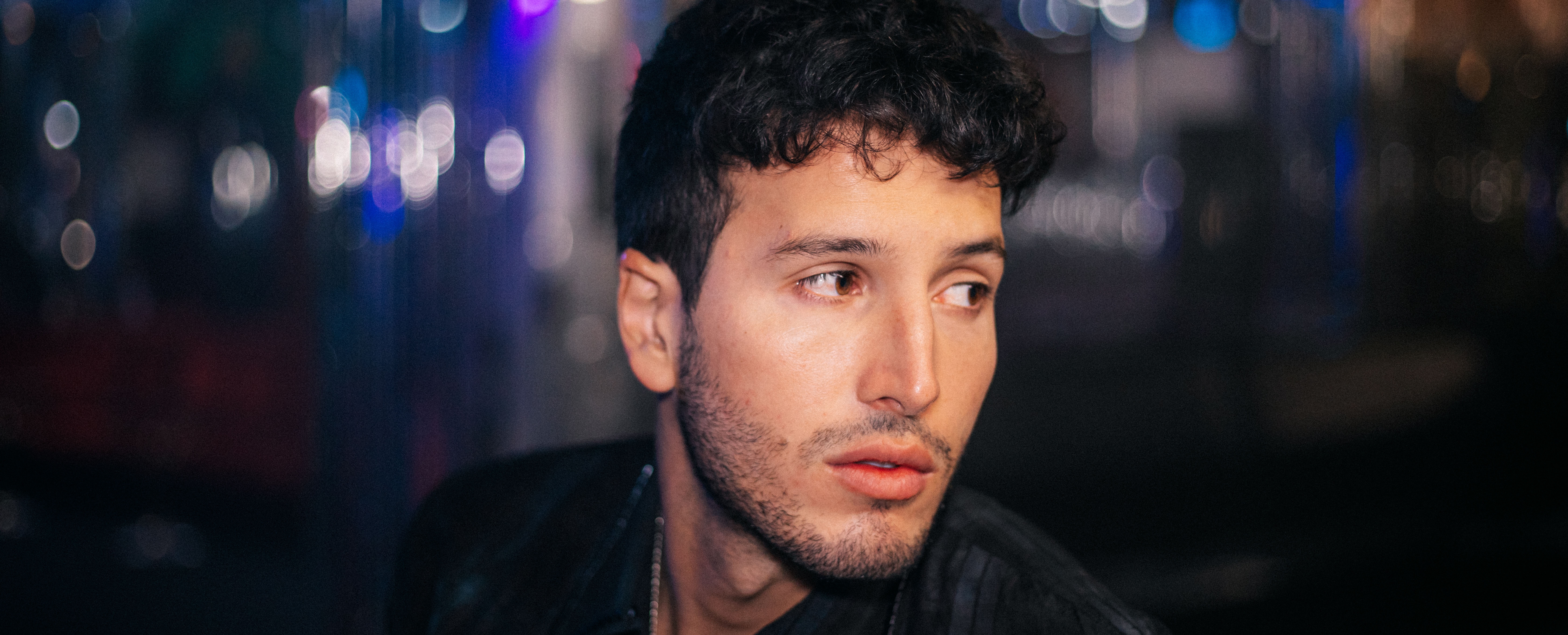 Sebasti&aacute;n Yatra present&oacute; &ldquo;Una Noche Sin Pensar&rdquo;