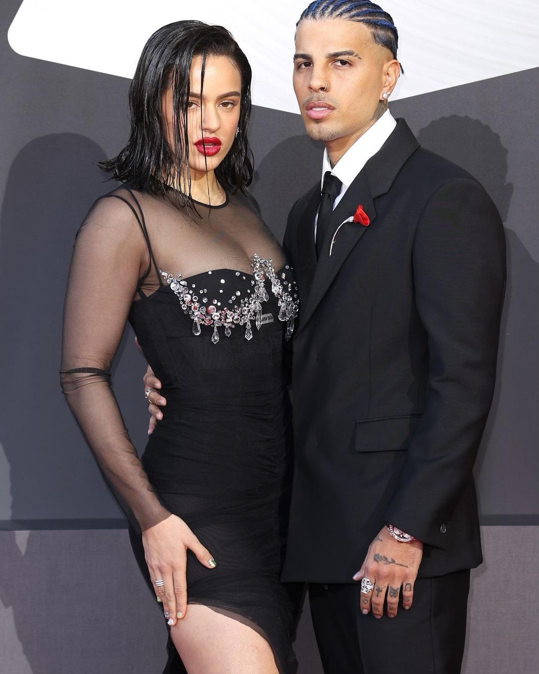 &iquest;Qu&eacute;? &iexcl;Rosal&iacute;a y Rauw Alejandro anunciaron su primer EP juntos!