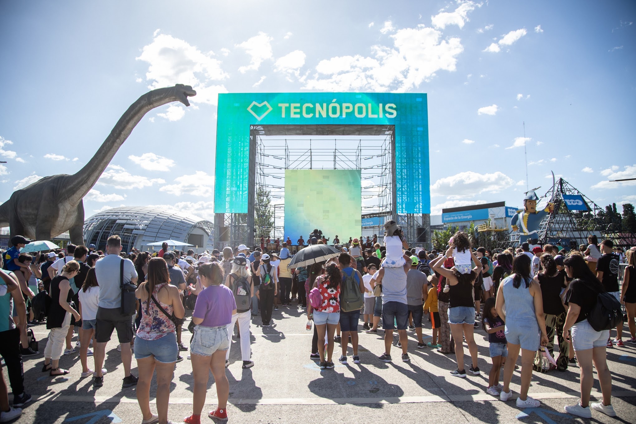 &Uacute;ltimo fin de semana de Verano en Tecn&oacute;polis: Llega #NosotrasMovemosElMundo