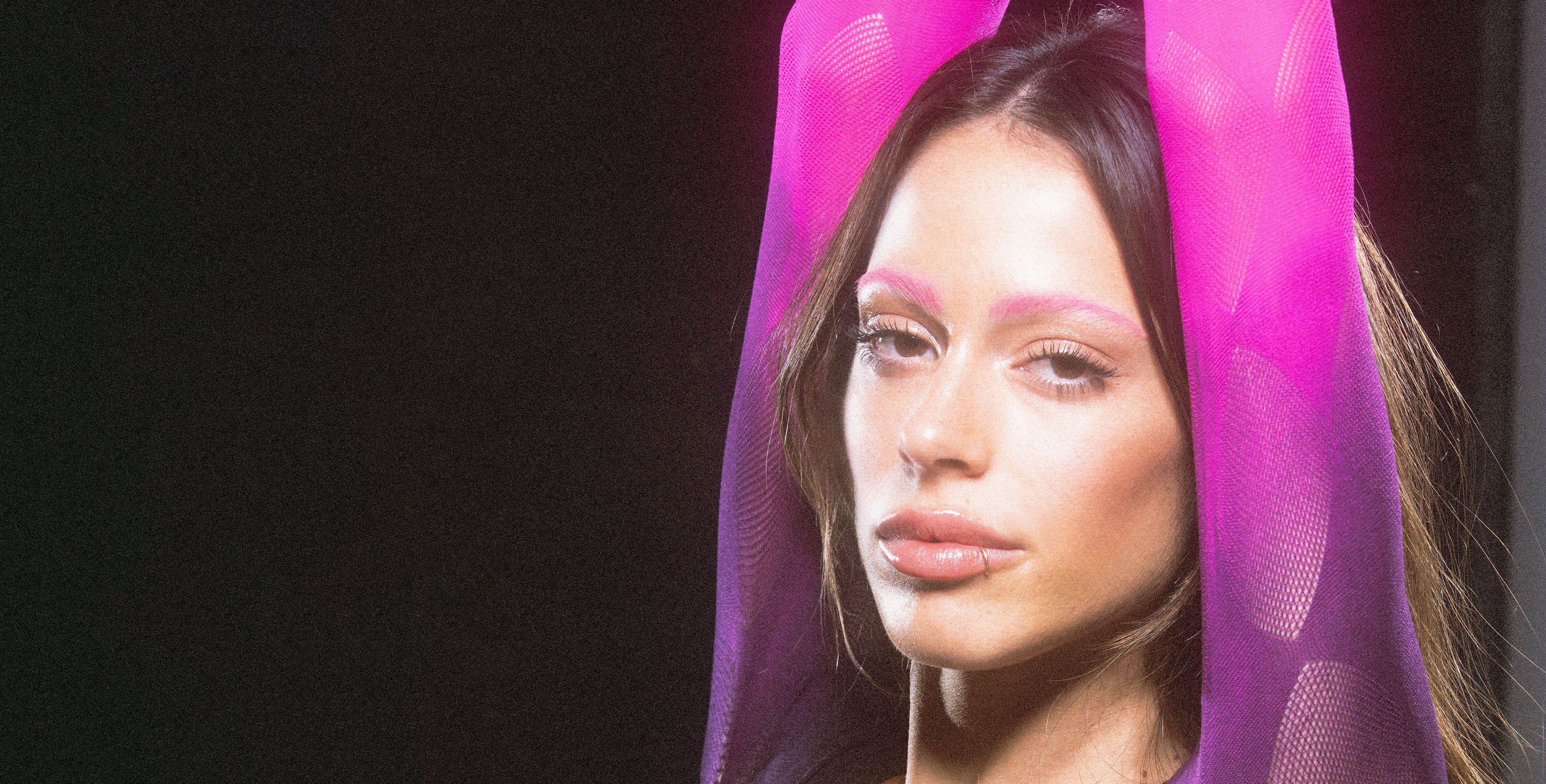 La emoci&oacute;n de TINI por el &eacute;xito de "Cupido": "gracias por todo el amor que le est&aacute;n dando"