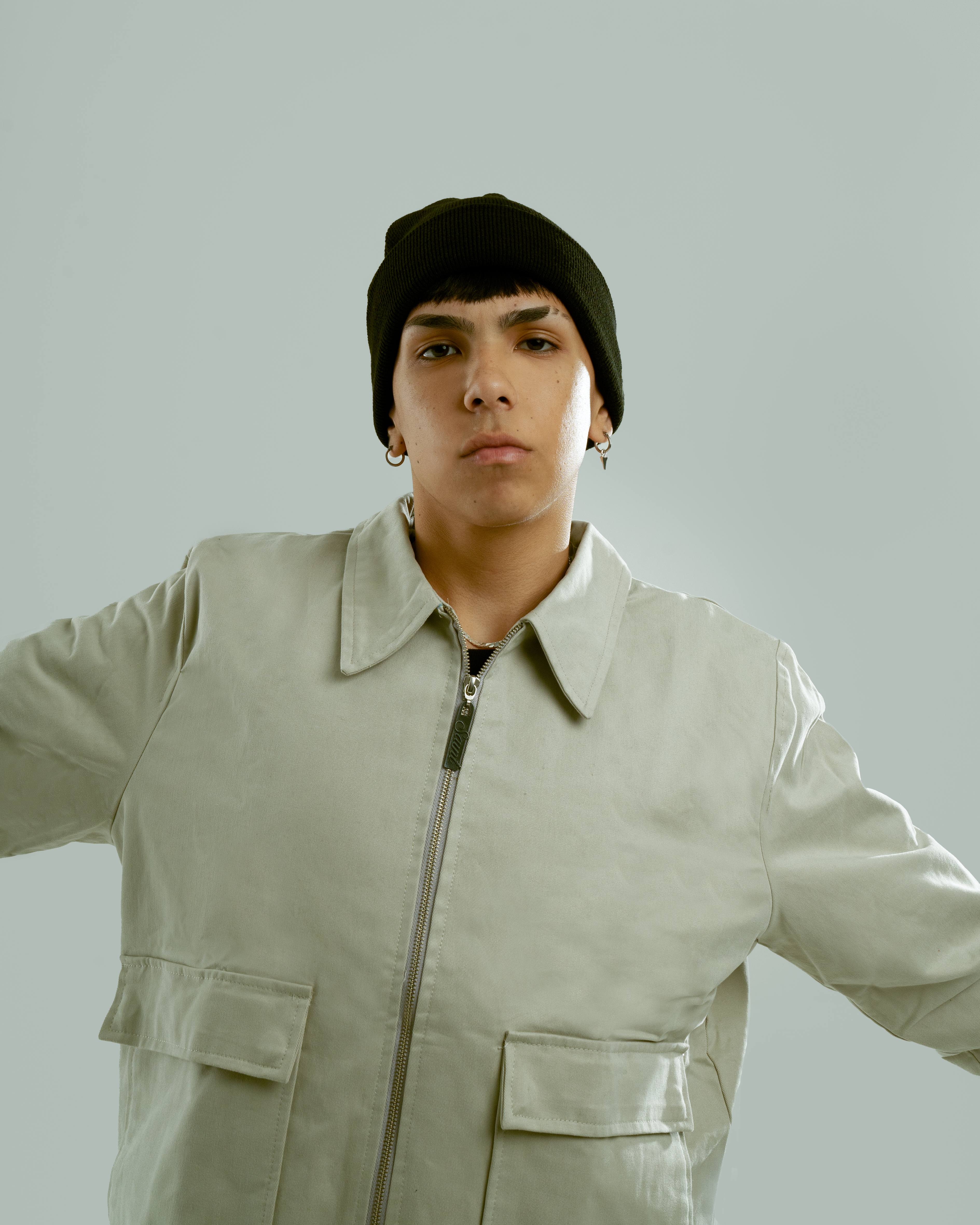 MILO J PRESENT&Oacute; 511, SU PRIMER EP