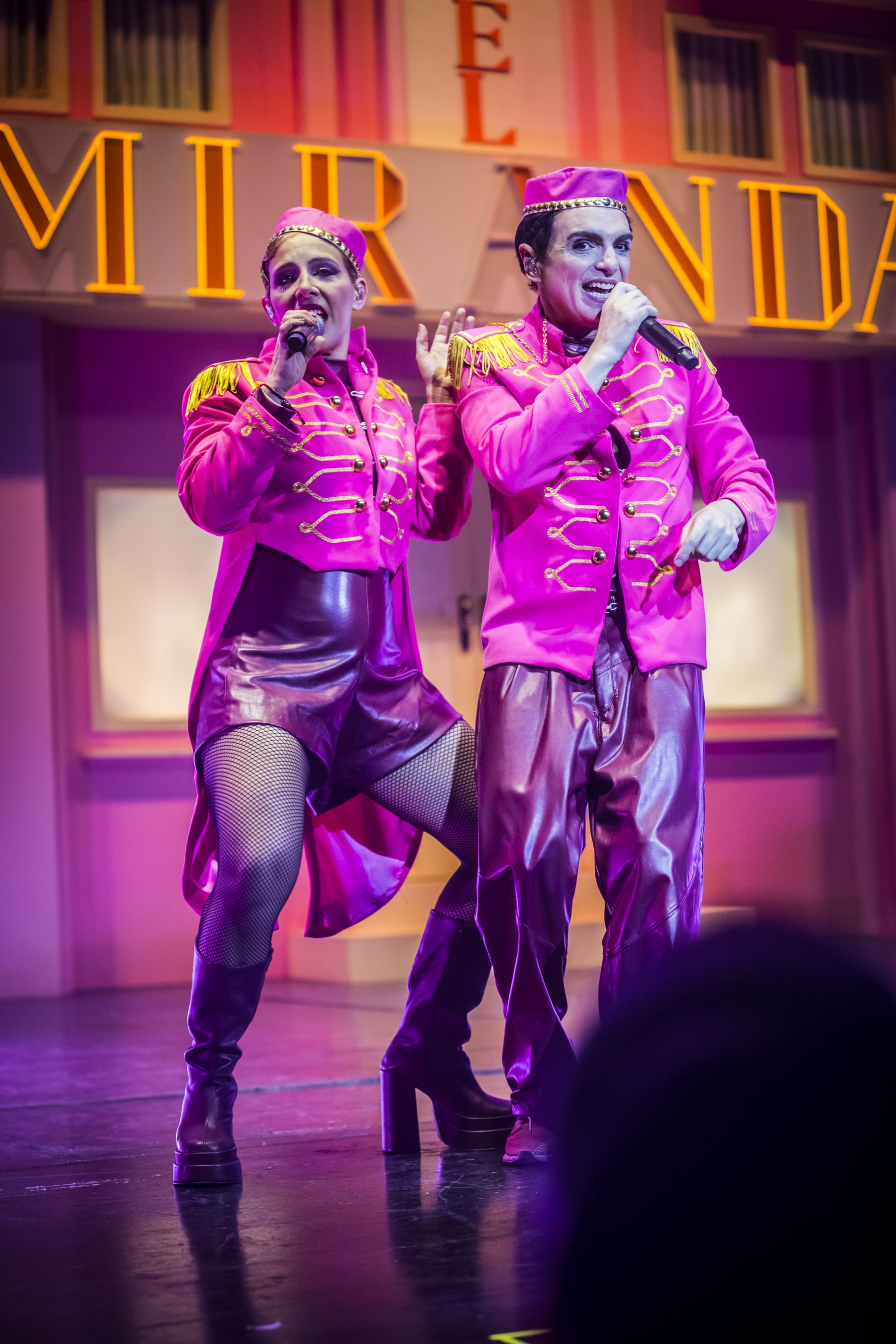 MIRA LAS MEJORES FOTOS DE HOTEL MIRANDA EN EL TEATRO GRAN REX