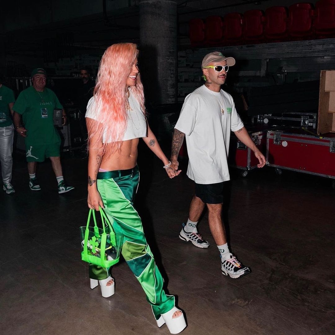 &iquest;Es oficial? Karol G y Feid llegan de la mano a su show en Miami
