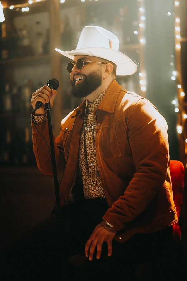 Carin Le&oacute;n en TMH: &ldquo;Nos atrevimos a transformar el regional mexicano, estamos muy contentos&rdquo;