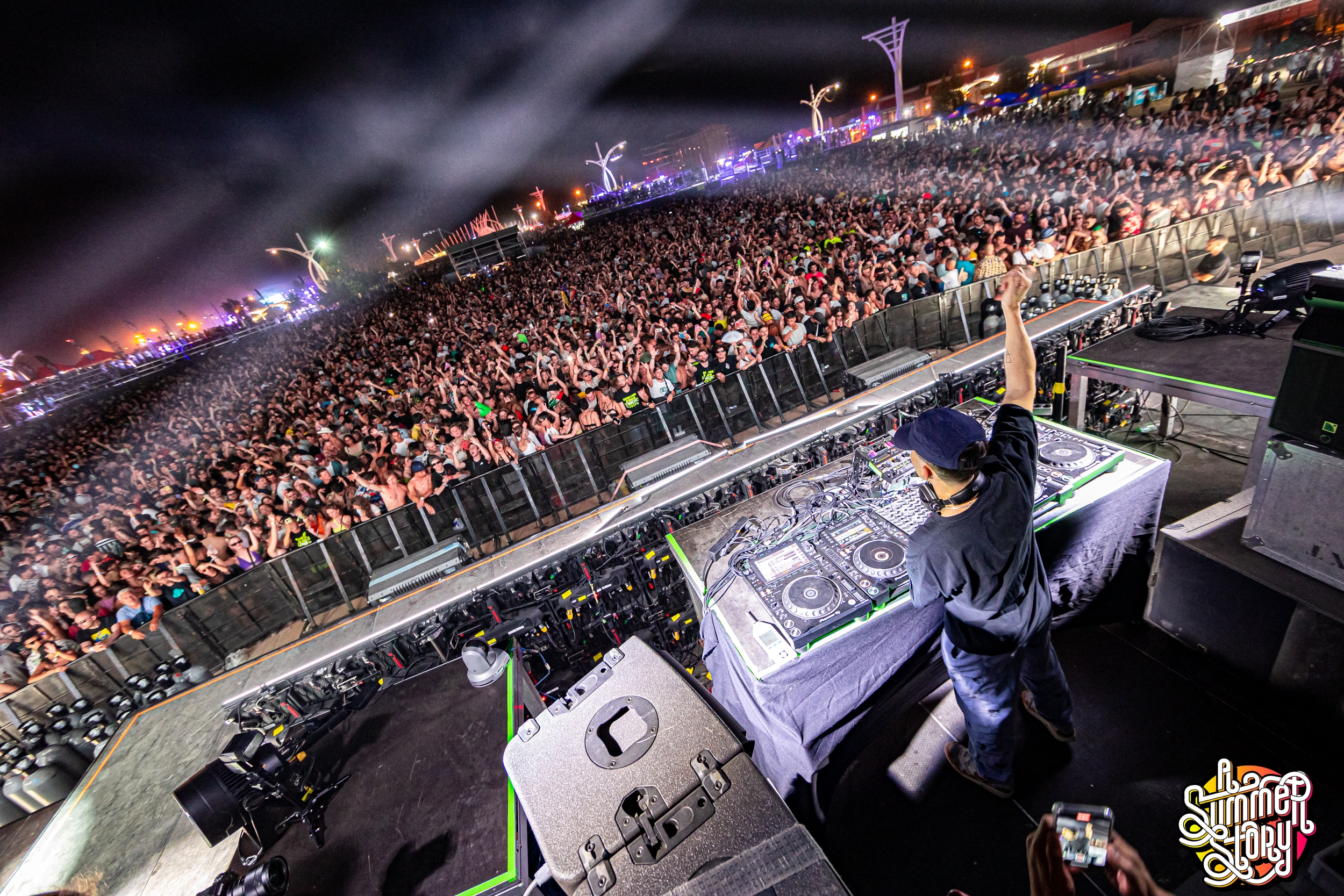 Andr&eacute;s Campo, Marco Faraone y Farrago completan el cartel de A Summer Story 2023