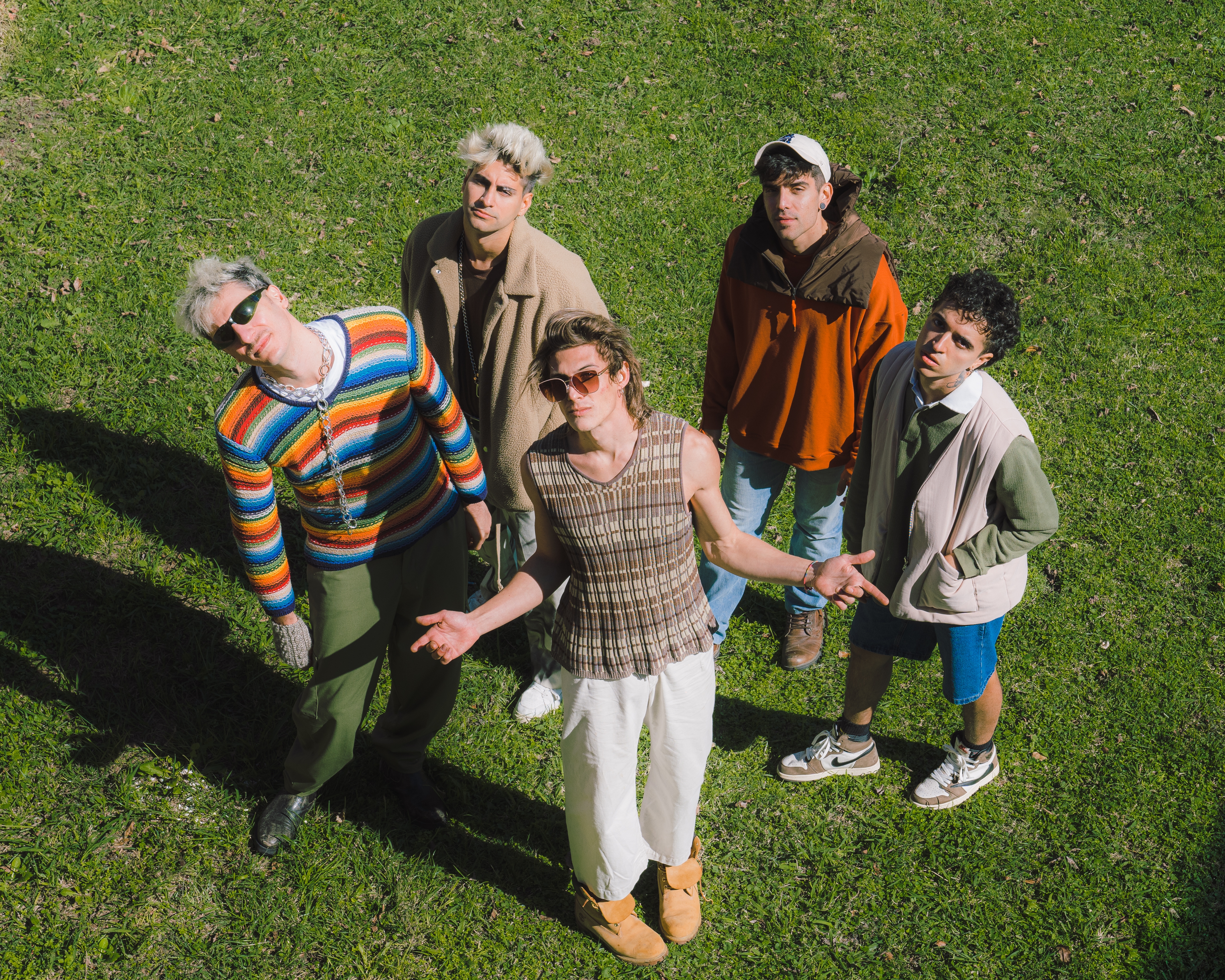 Un Verano presenta "T&iacute;mida", adelanto de su &aacute;lbum debut