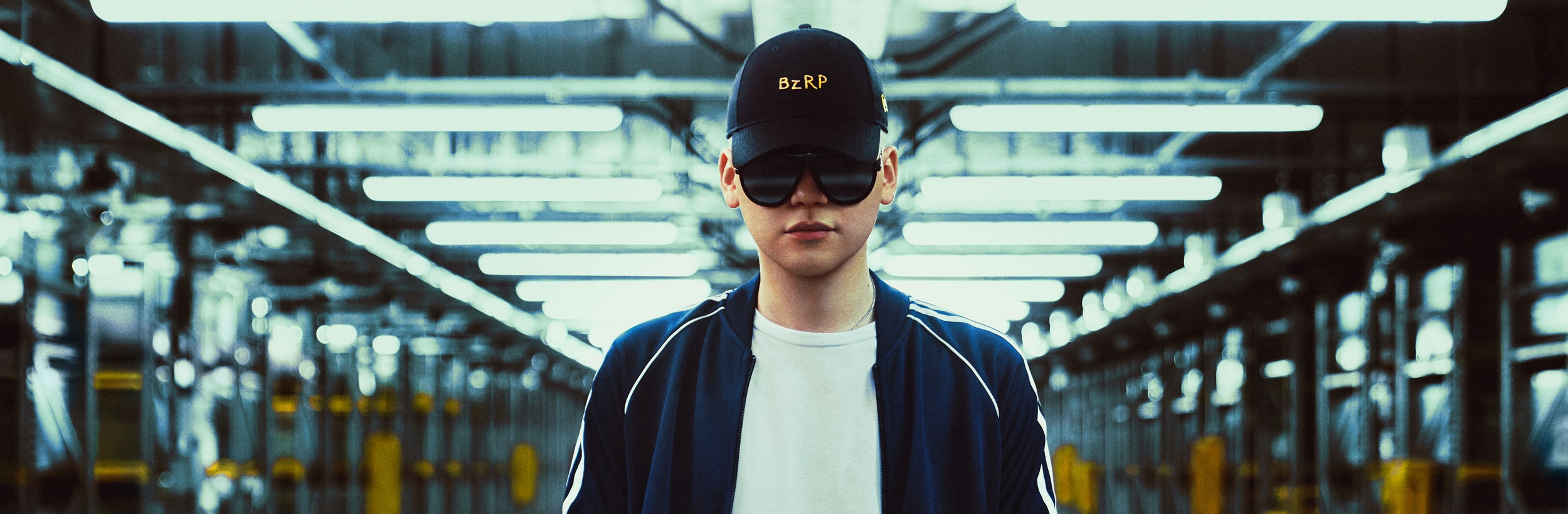 Bizarrap lanza por primera vez a la venta su gorra oficial en Mercado Libre