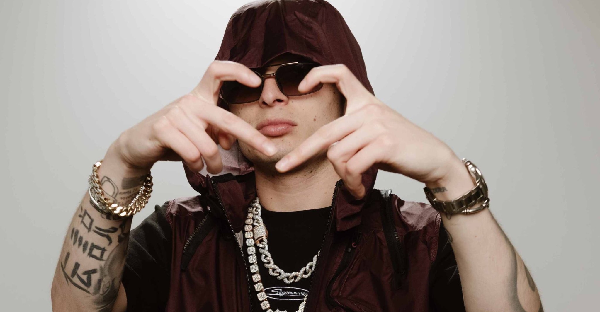 Peso Pluma comparti&oacute; un adelanto &iexcl;de su colaboraci&oacute;n con Karol G!