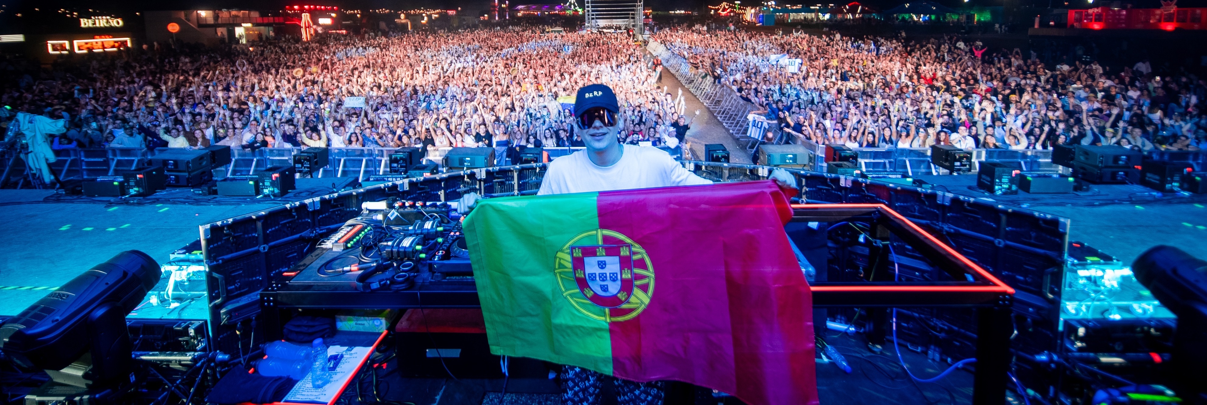 BIZARRAP es reconocido como uno de los j&oacute;venes m&aacute;s influyentes de Hollywood