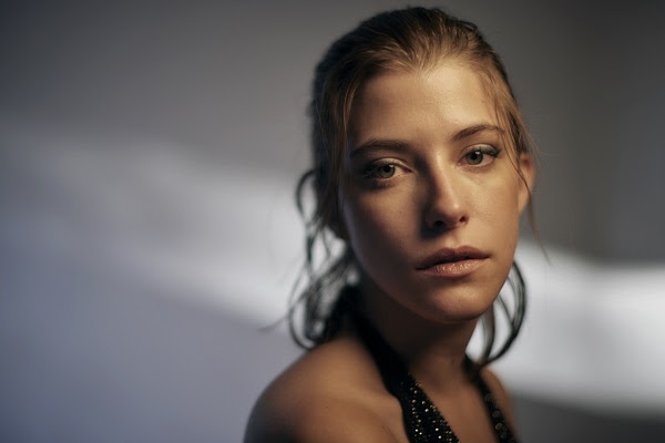 Entrevista a Malena Villa: "Sobre pienso todo todo el tiempo, pero no me dominan los pensamientos"