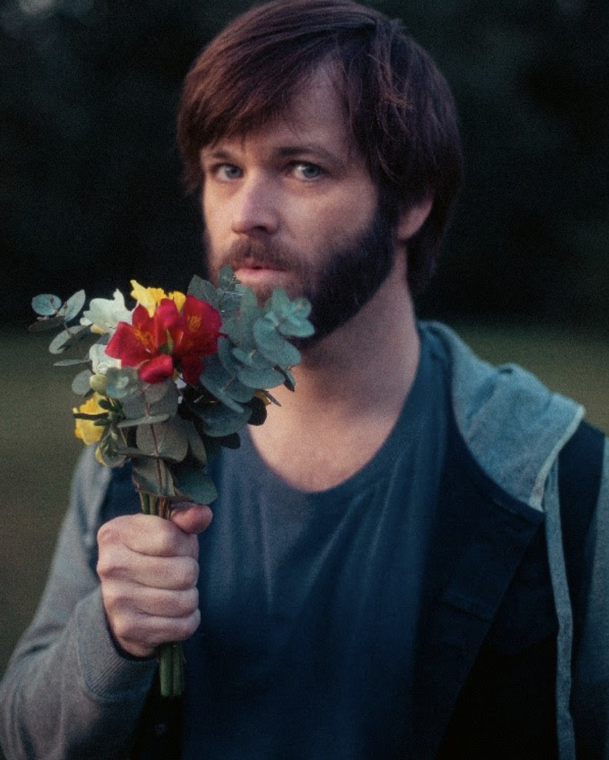 Un grupo de fans entrevista a Benjam&iacute;n Amadeo: "Me gustar&iacute;a hacer una balada con Tiago PZK y Tini"