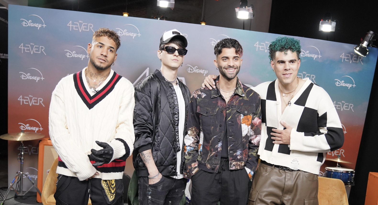 CNCO habla de "4EVER", su serie: "Hay detalles de nuestras vidas personales en los personajes"