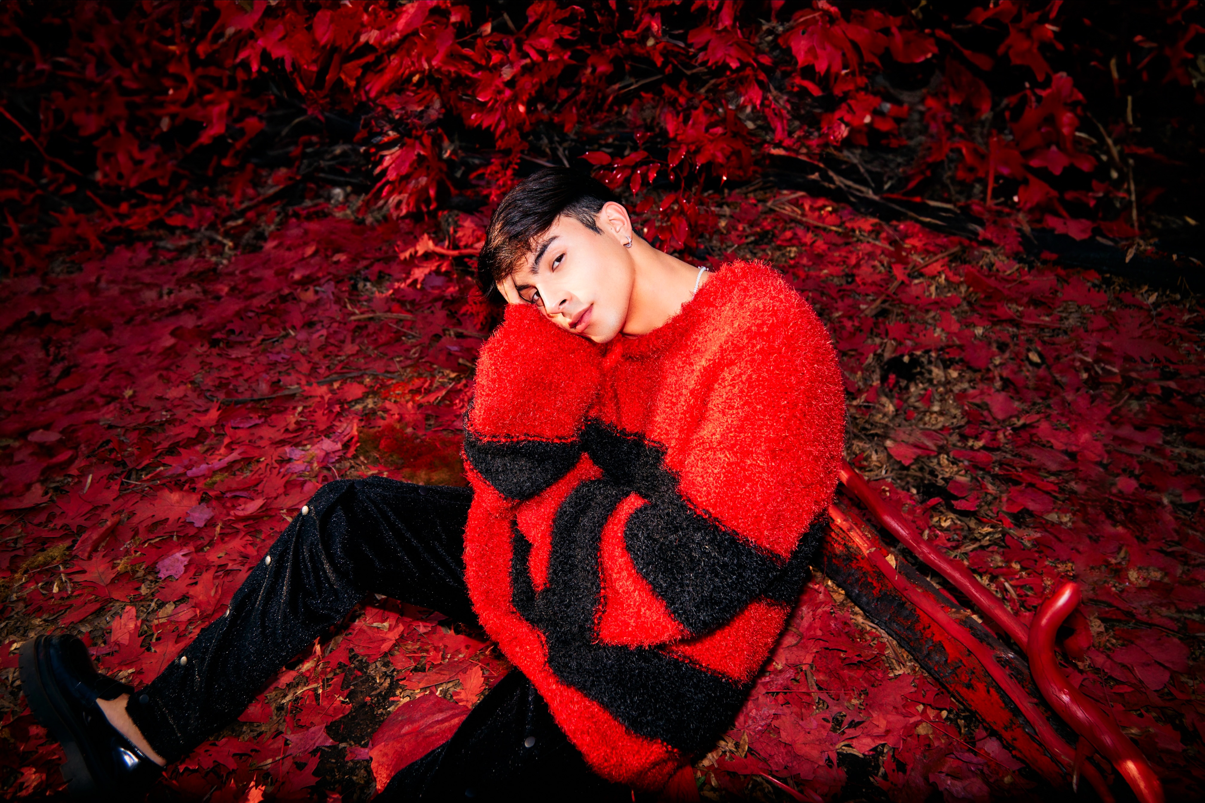 Entrevista a Rusherking: "Nos pusimos todos en pedo en el video de ‘Los Del Espacio’"