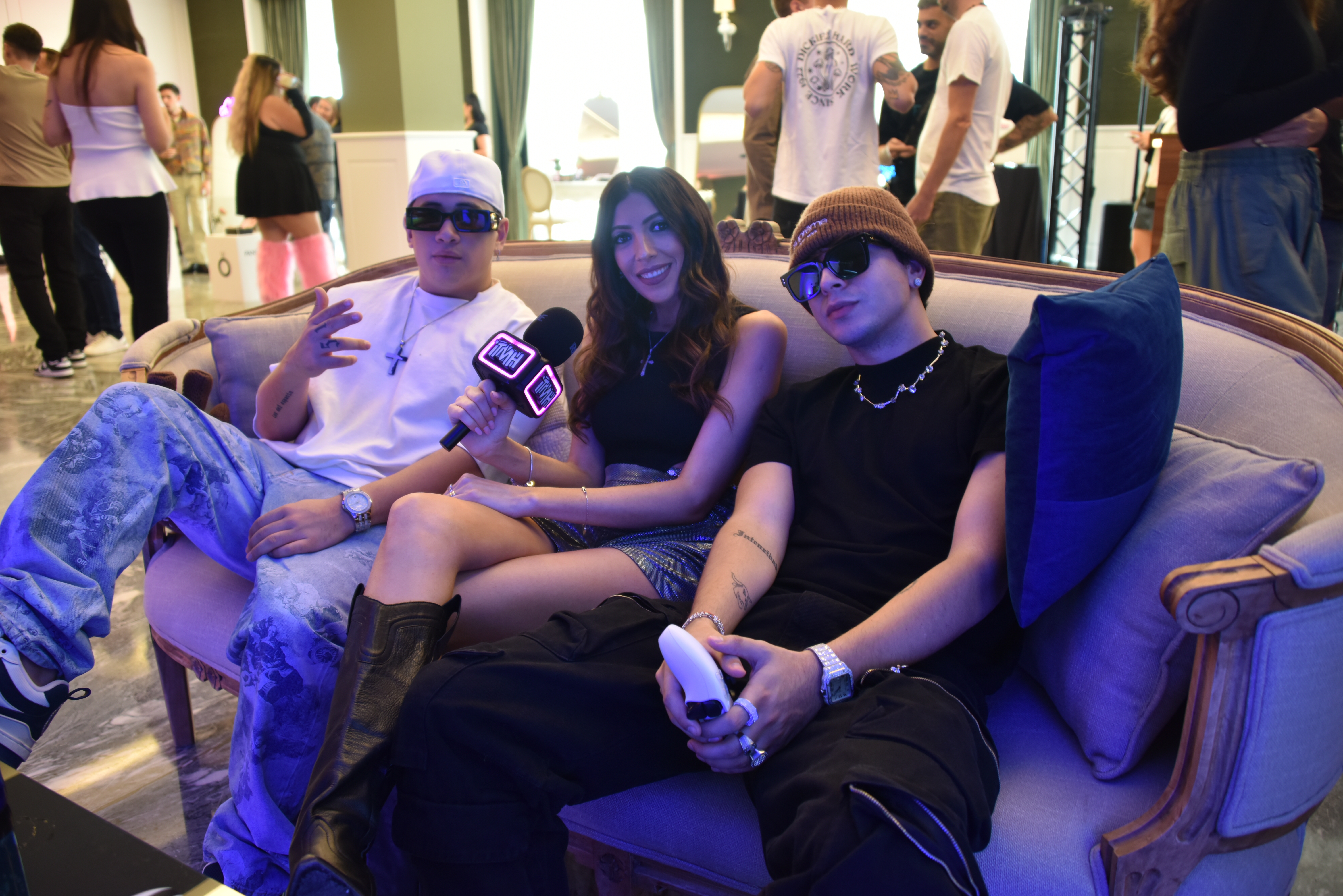 Entrevista a Rusherking y FMK: "En los GRAMMY&reg; nos juntamos todos y nos conocemos y est&aacute; buen&iacute;simo"