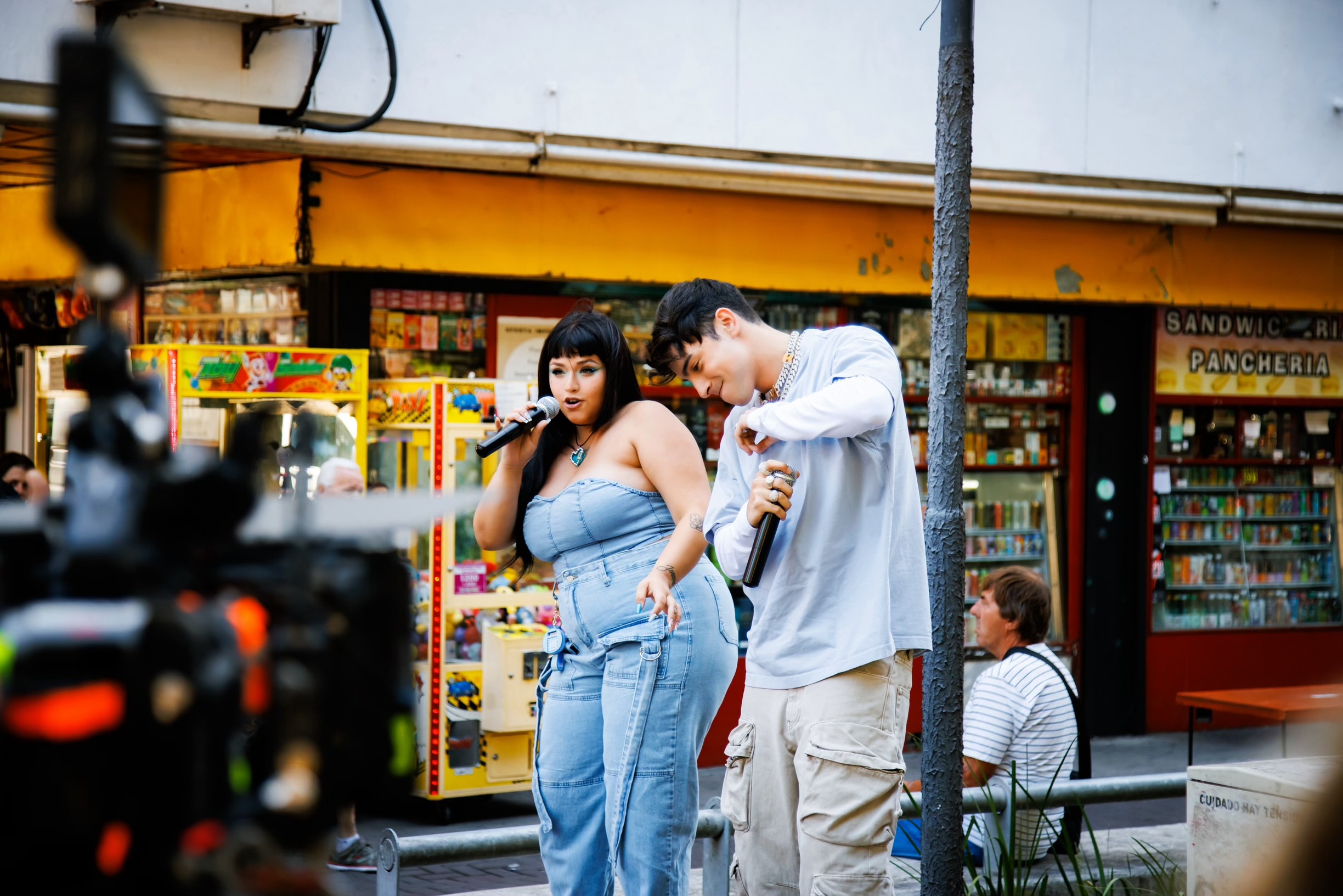 &ldquo;CON VOS&rdquo; es lo nuevo de Rusherking y Flor &Aacute;lvarez