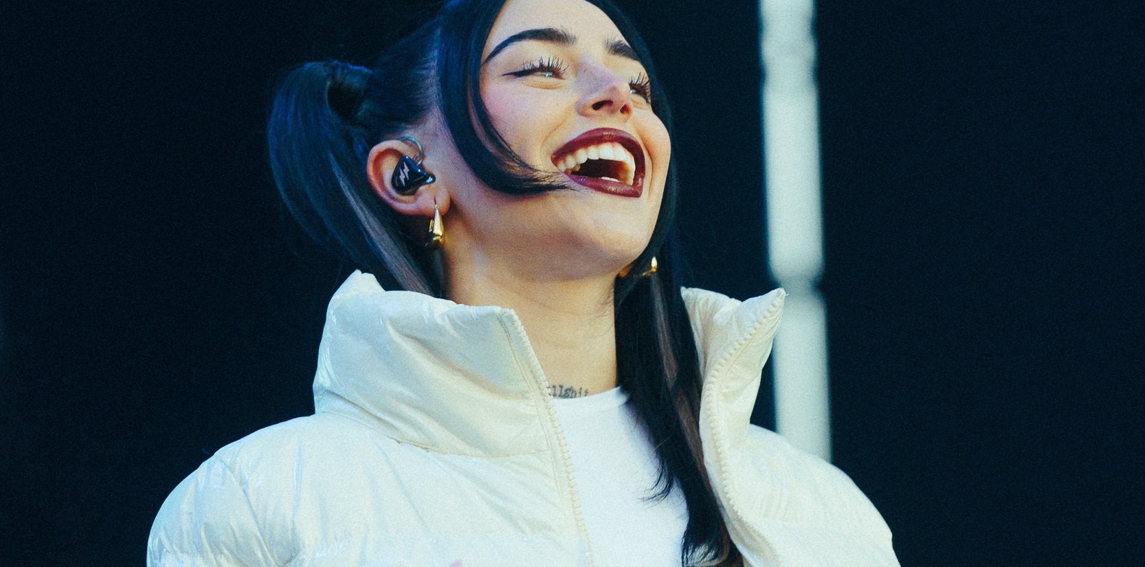 Nicki Nicole llam&oacute; a sus fans por tel&eacute;fono para contarles un secreto…