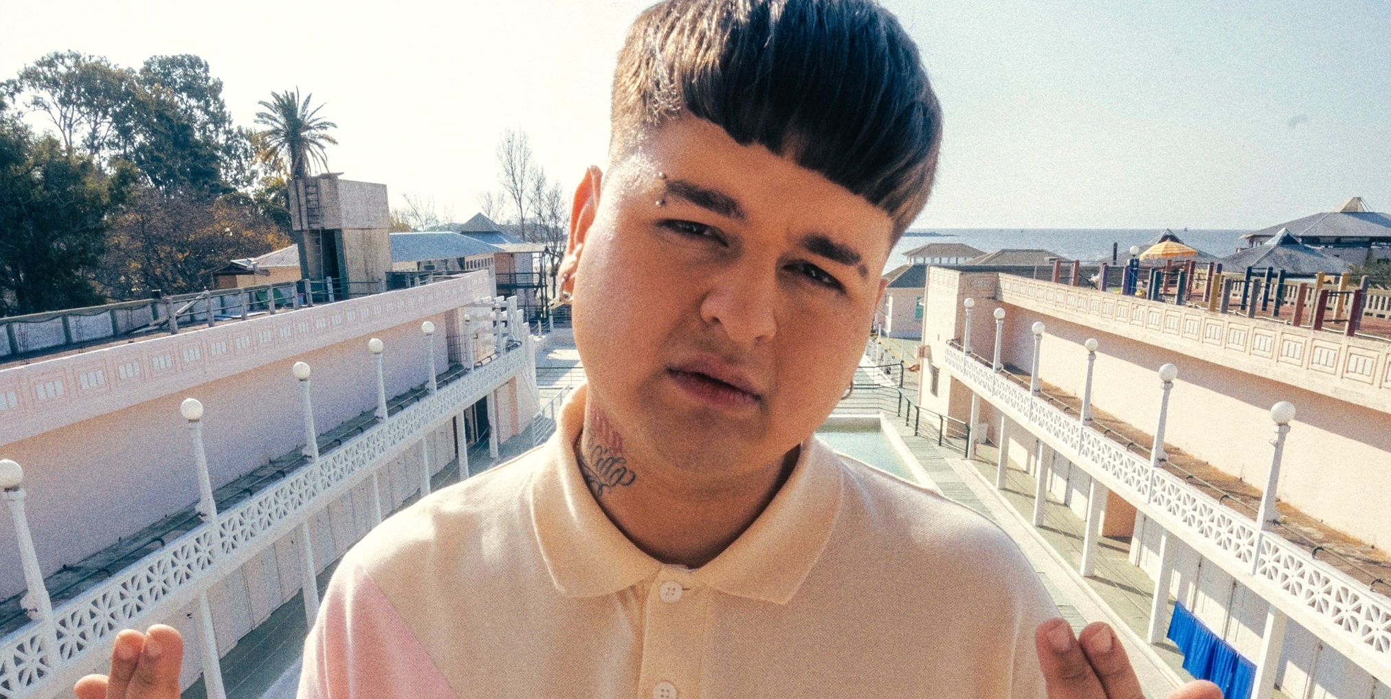 APUNTANDO A LO M&Aacute;S ALTO: mhtresuno anuncia "De La Villa Pal Mundo"